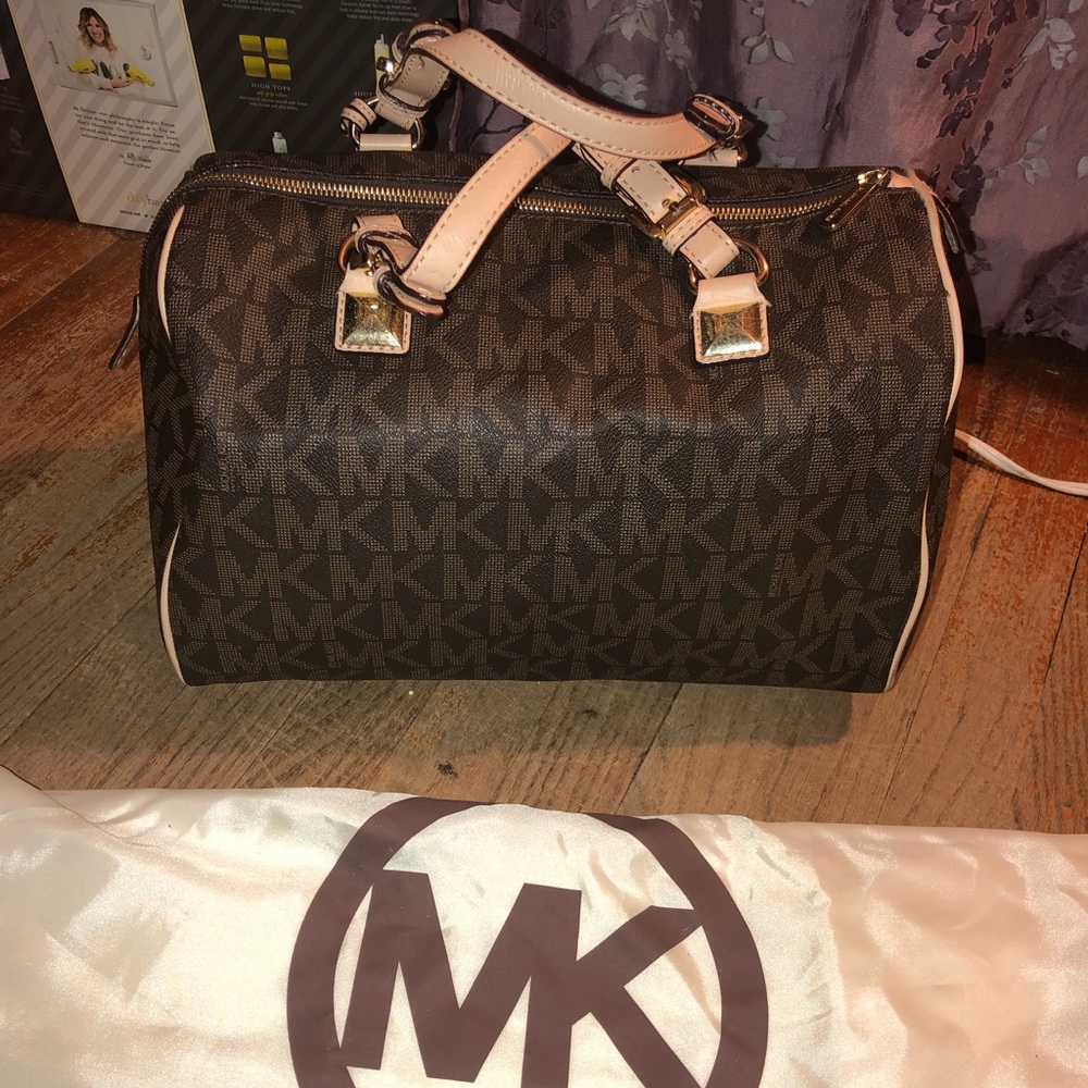 Micheal kors bag